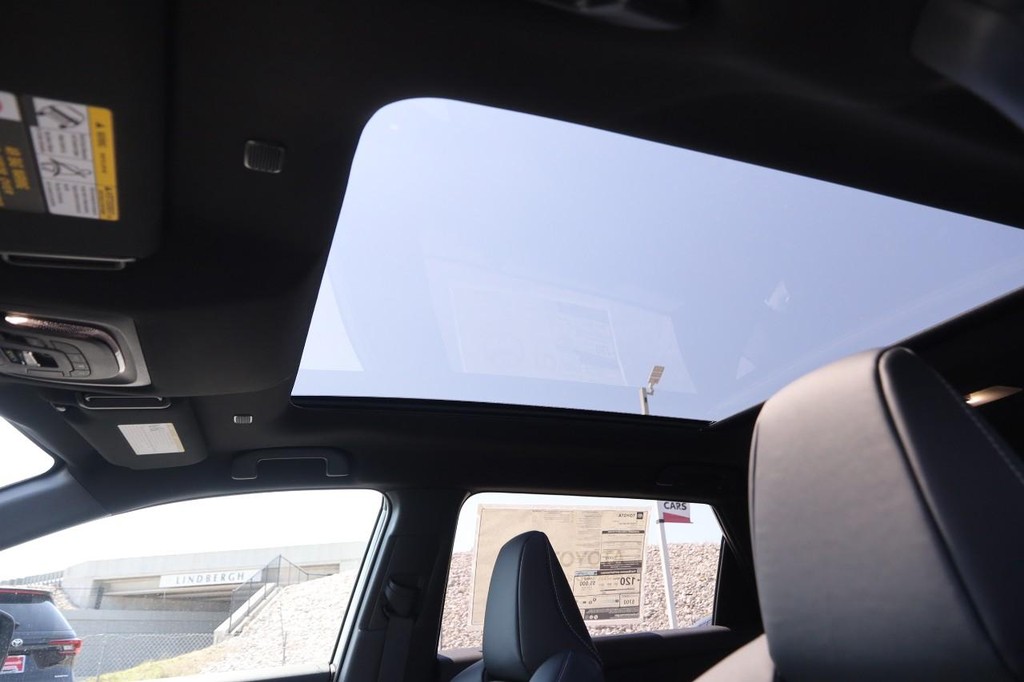 Toyota bZ Vehicle Full-screen Gallery Image 9