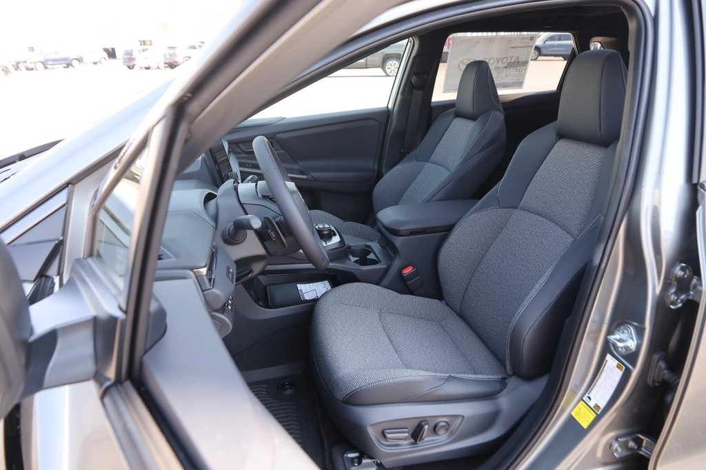 Toyota bZ Vehicle Full-screen Gallery Image 10