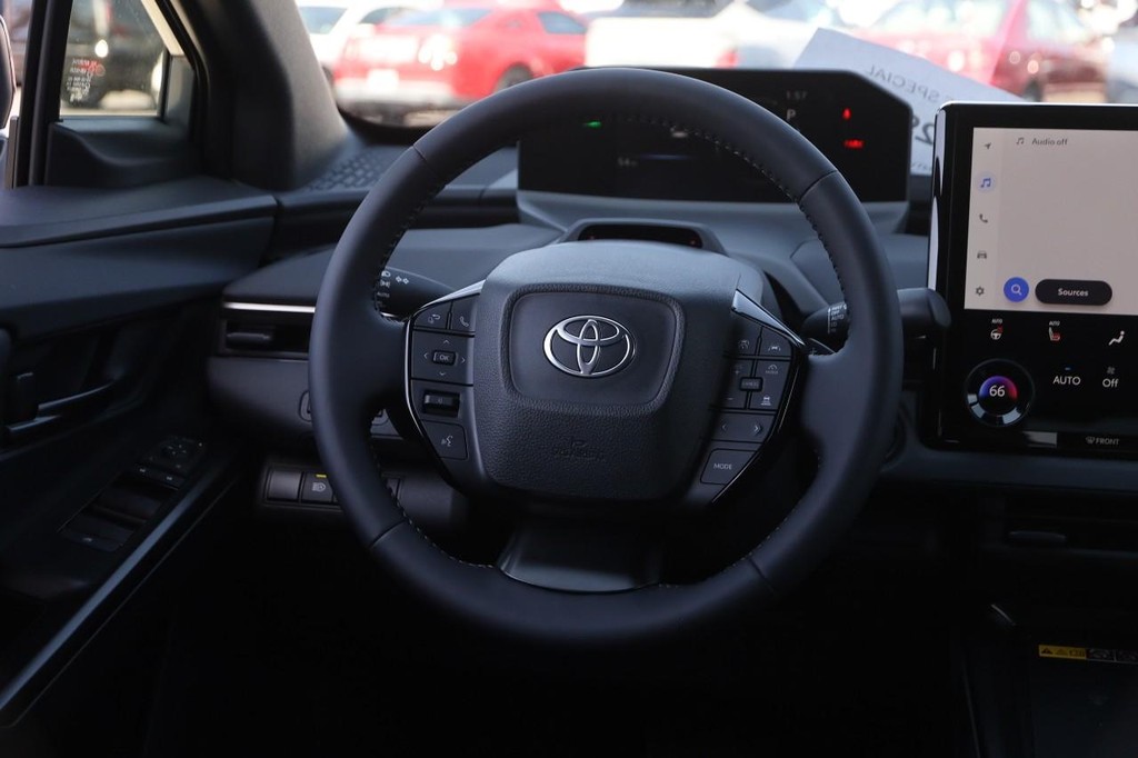 Toyota bZ Vehicle Full-screen Gallery Image 27