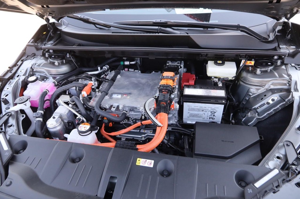 Toyota bZ Vehicle Full-screen Gallery Image 29