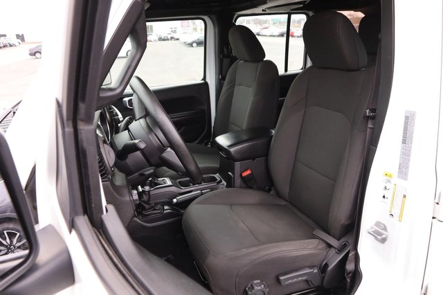 Jeep Wrangler Unlimited Vehicle Image 09