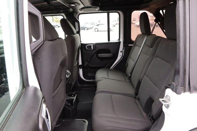 Jeep Wrangler Unlimited Vehicle Image 10