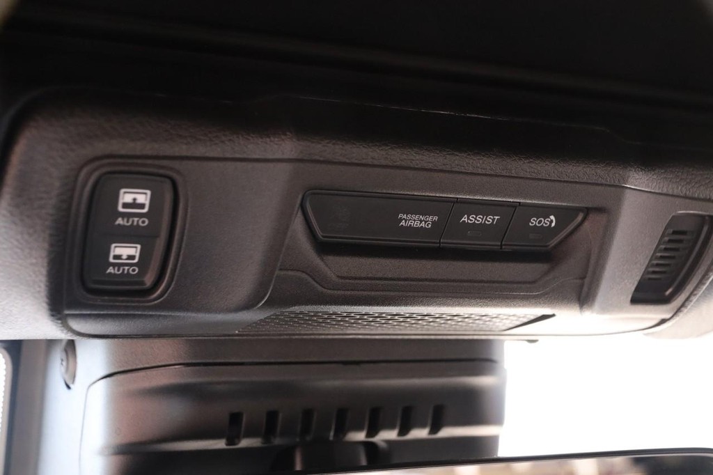 Jeep Wrangler Vehicle Full-screen Gallery Image 10