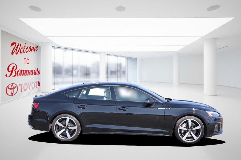 Audi A5 Sportback Vehicle Full-screen Gallery Image 05