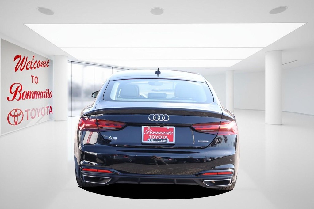 Audi A5 Sportback Vehicle Full-screen Gallery Image 06