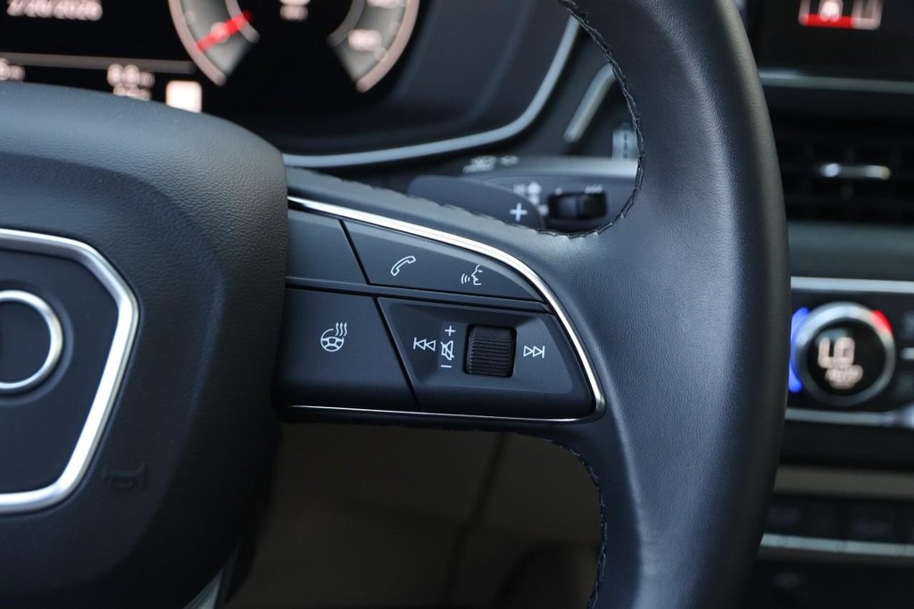 Audi A5 Sportback Vehicle Full-screen Gallery Image 14