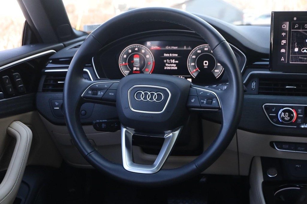 Audi A5 Sportback Vehicle Full-screen Gallery Image 27