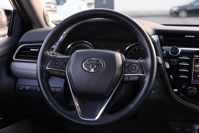 Toyota Camry Vehicle Image 23