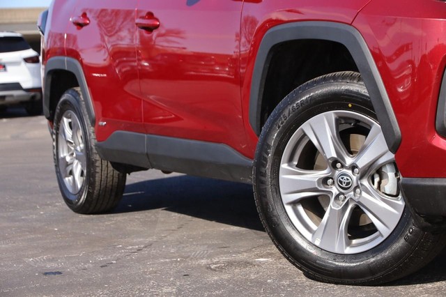 Toyota RAV4 Vehicle Image 03