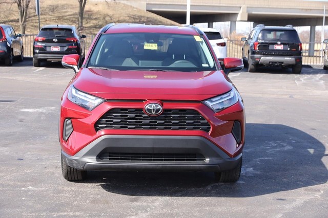 Toyota RAV4 Vehicle Image 04