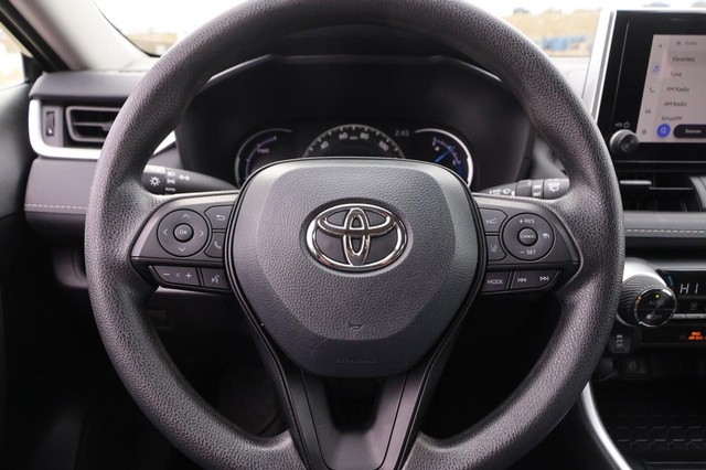 Toyota RAV4 Vehicle Image 10