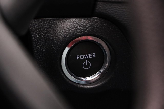 Toyota RAV4 Vehicle Image 14