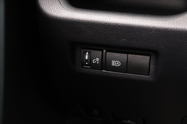 Toyota RAV4 Vehicle Image 19