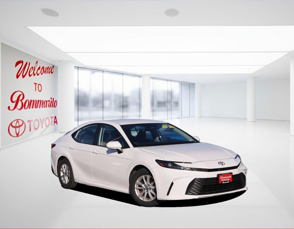 Toyota Camry Vehicle Full-screen Gallery Image 2