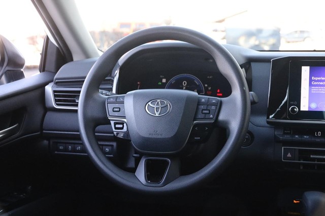 Toyota Camry Vehicle Image 23
