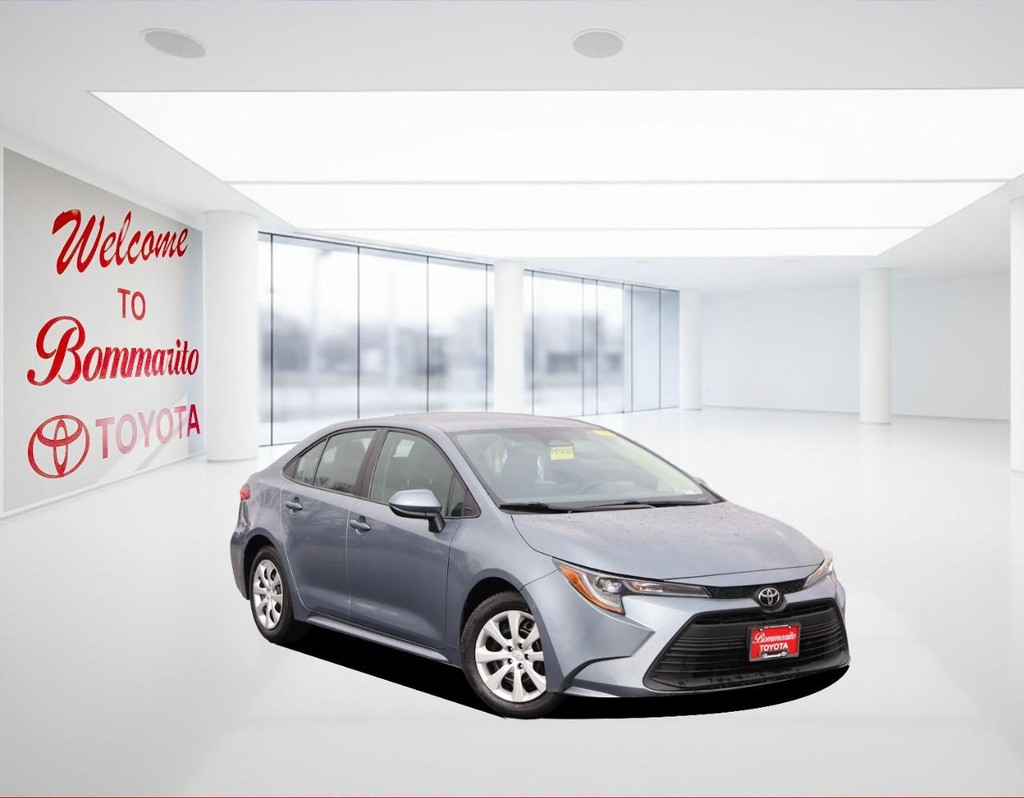 Toyota Corolla Vehicle Full-screen Gallery Image 2