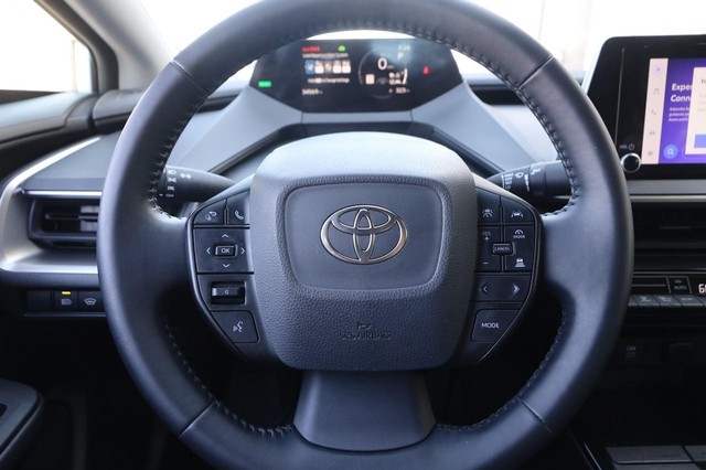 Toyota Prius Vehicle Image 10