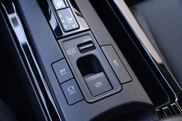 Toyota Prius Vehicle Image 19