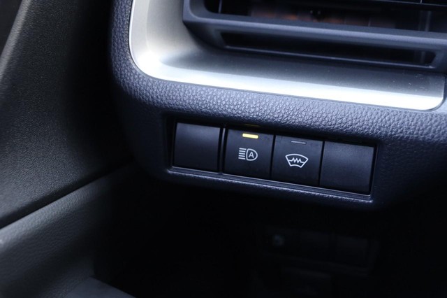 Toyota Prius Vehicle Image 20