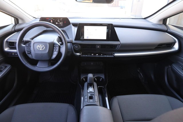 Toyota Prius Vehicle Image 21