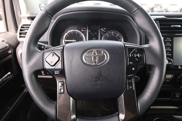 Toyota 4Runner Vehicle Image 10