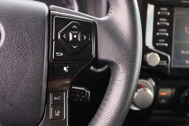 Toyota 4Runner Vehicle Image 12