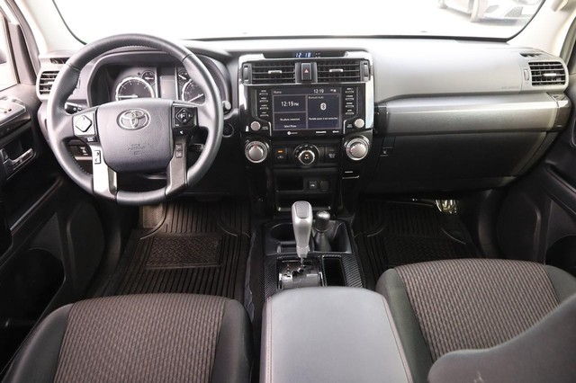 Toyota 4Runner Vehicle Image 20