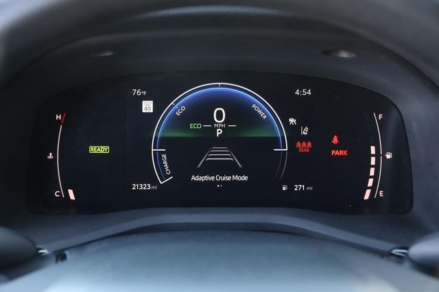 Toyota Camry Vehicle Image 13