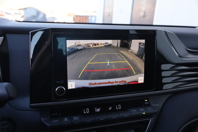 Toyota Camry Vehicle Image 17