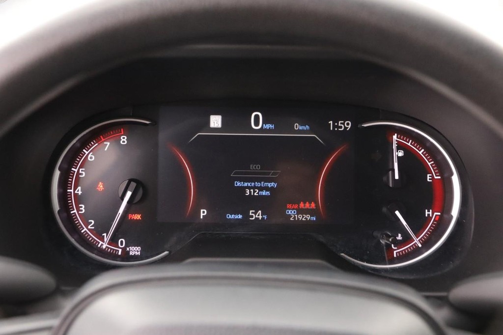 Toyota RAV4 Vehicle Full-screen Gallery Image 13