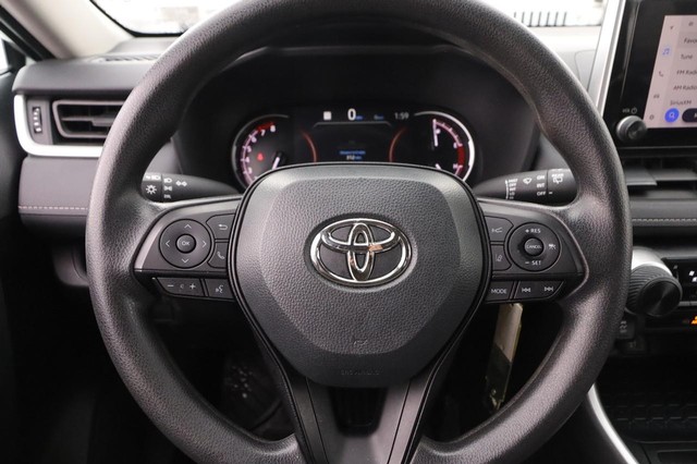 Toyota RAV4 Vehicle Image 10