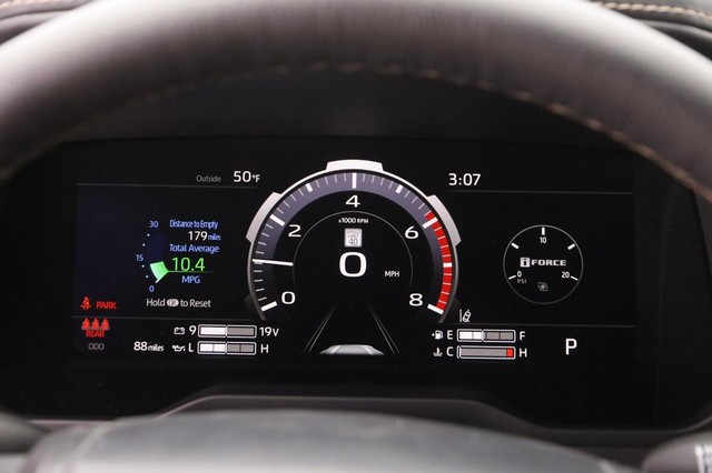 Toyota Tundra 4WD Vehicle Image 15