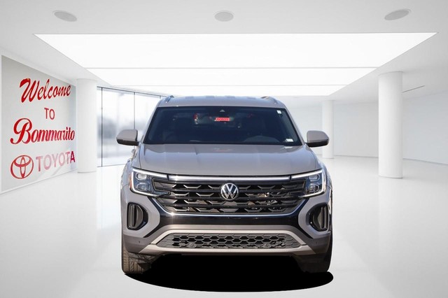 Volkswagen Atlas Cross Sport Vehicle Image 04