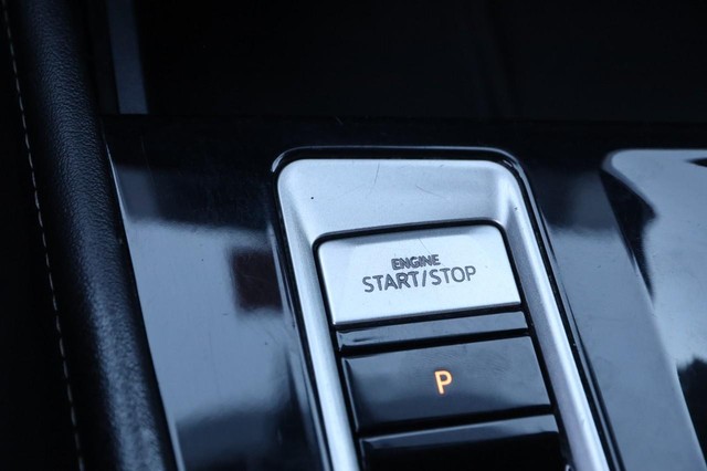 Volkswagen Atlas Cross Sport Vehicle Image 15