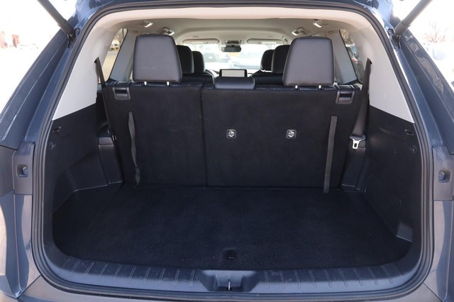 Toyota Grand Highlander Vehicle Image 07