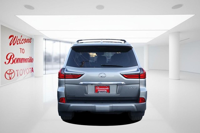 Lexus LX Vehicle Image 06