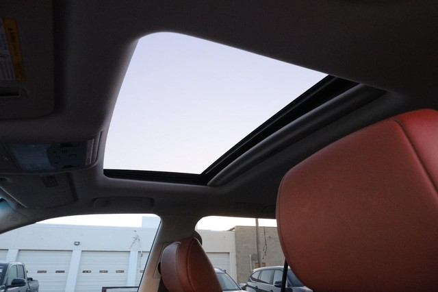 Lexus LX Vehicle Image 11