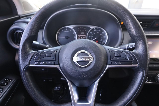 Nissan Kicks Vehicle Image 10