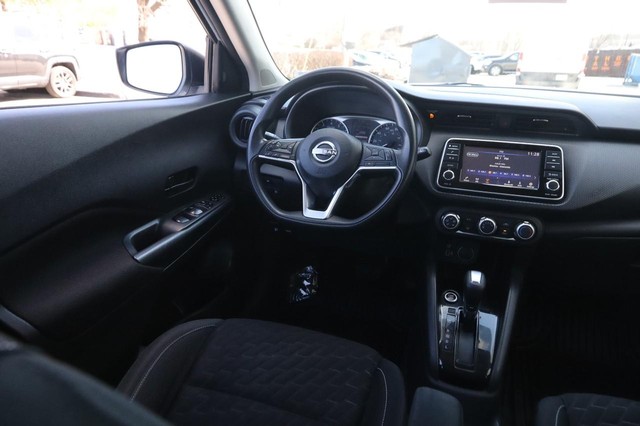 Nissan Kicks Vehicle Image 20