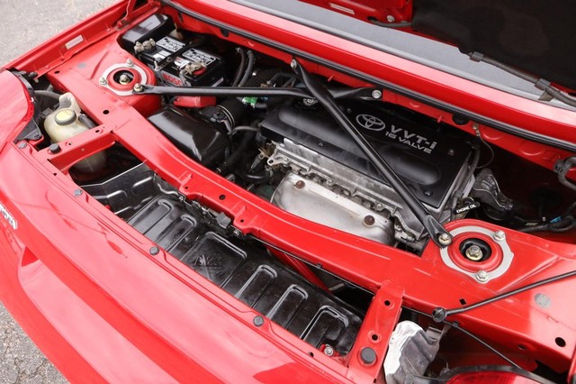 Toyota MR2 Spyder Vehicle Image 07