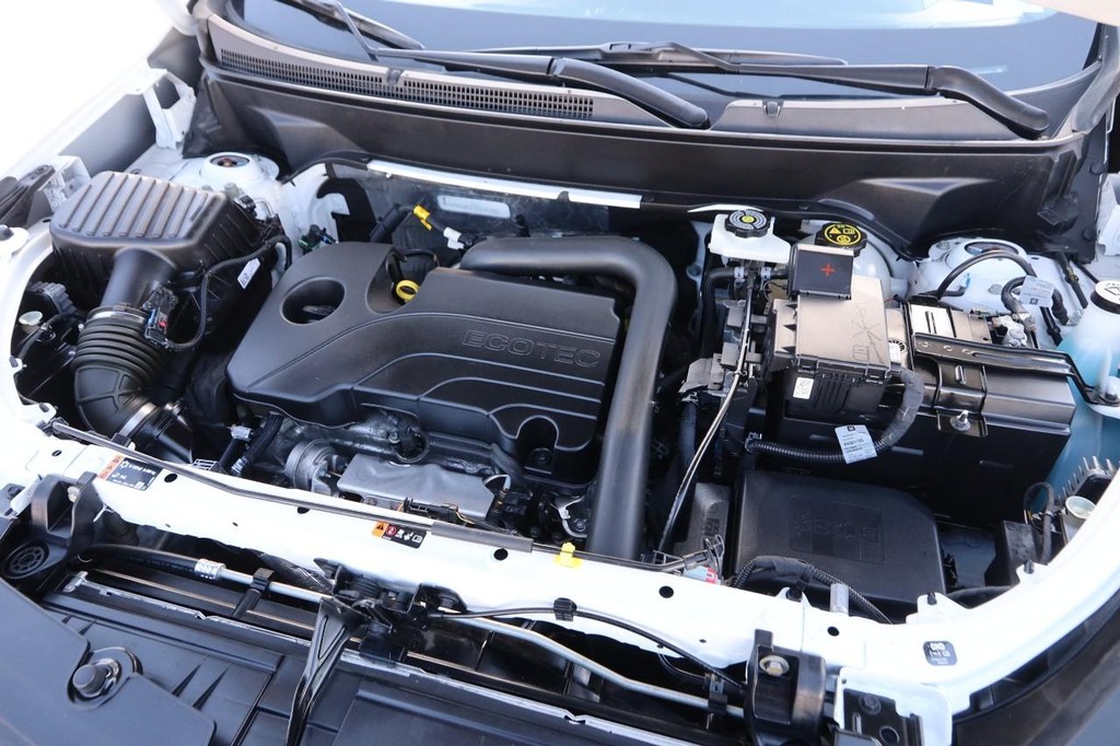 Chevrolet Equinox Vehicle Full-screen Gallery Image 26