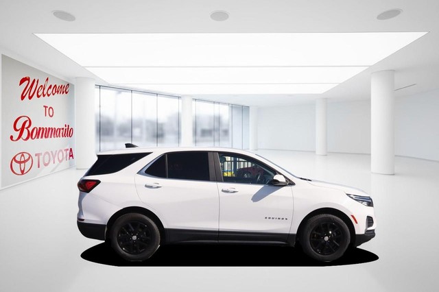 Chevrolet Equinox Vehicle Image 05