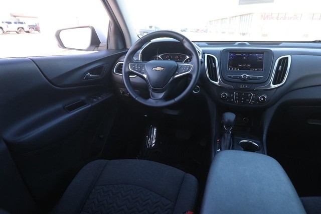 Chevrolet Equinox Vehicle Image 21