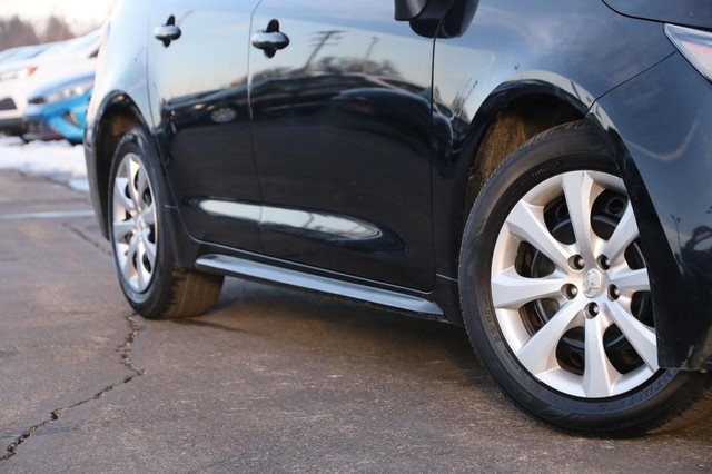 Toyota Corolla Vehicle Image 03