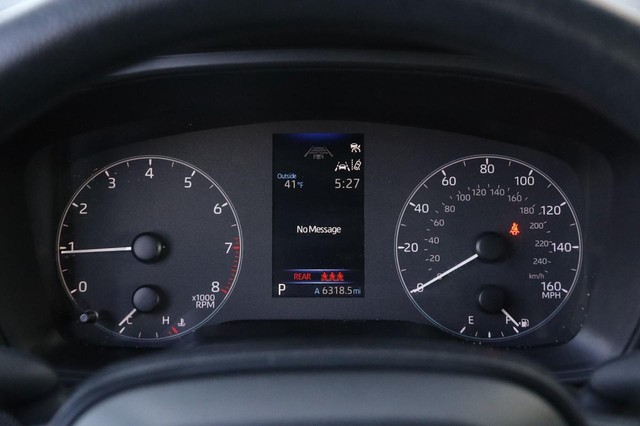 Toyota Corolla Vehicle Image 13