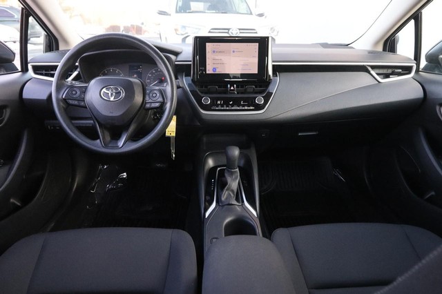 Toyota Corolla Vehicle Image 18