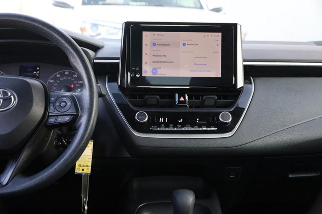 Toyota Corolla Vehicle Image 21