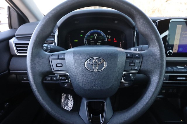 Toyota Camry Vehicle Image 10