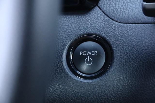 Toyota Camry Vehicle Image 14