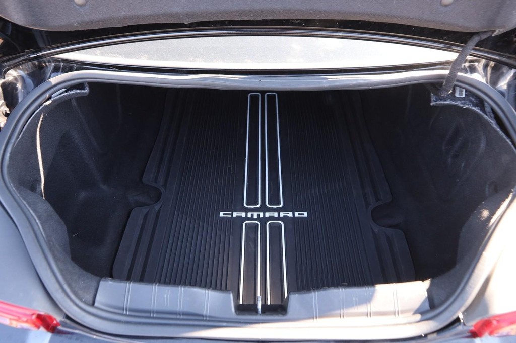 Chevrolet Camaro Vehicle Full-screen Gallery Image 7